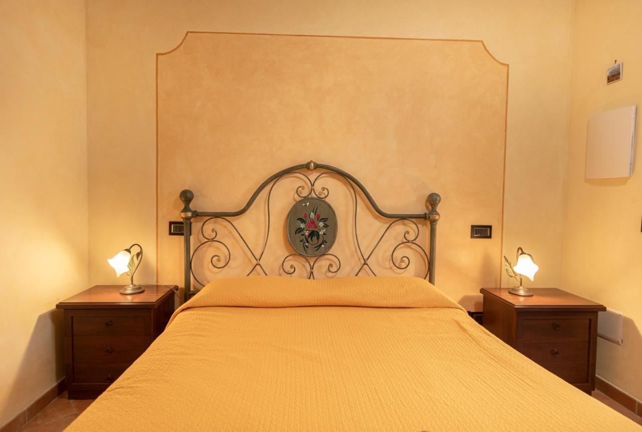 B&B Villa Barbarossa Petrignano ภายนอก รูปภาพ